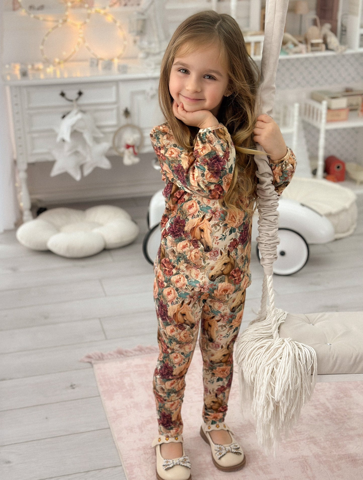 Legginsy Koniki w Kwiatach